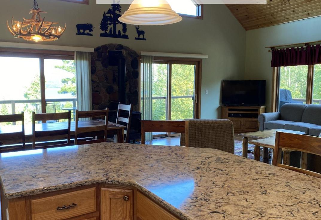 Gunflint Lodge Гран Маре Екстериор снимка