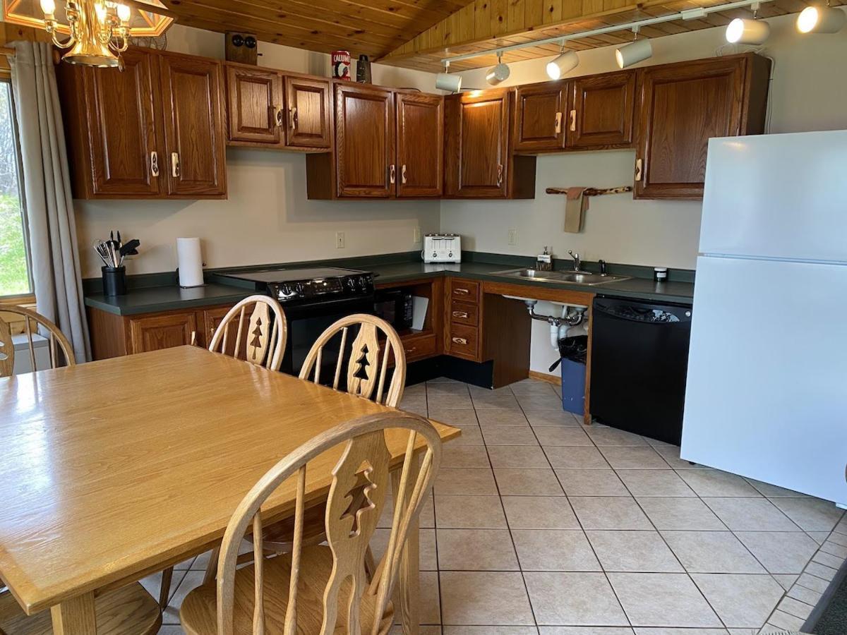 Gunflint Lodge Гран Маре Екстериор снимка